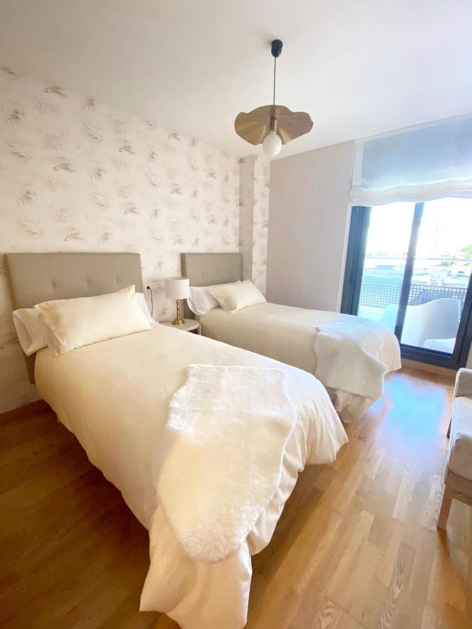 Oktheway A Concha Beach Vilagarcia de Arousa Exterior photo